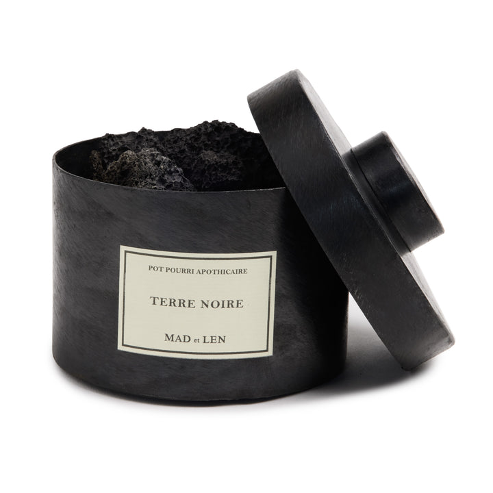 Lava Apothicaire Petite Terre Noire Pot Pourri