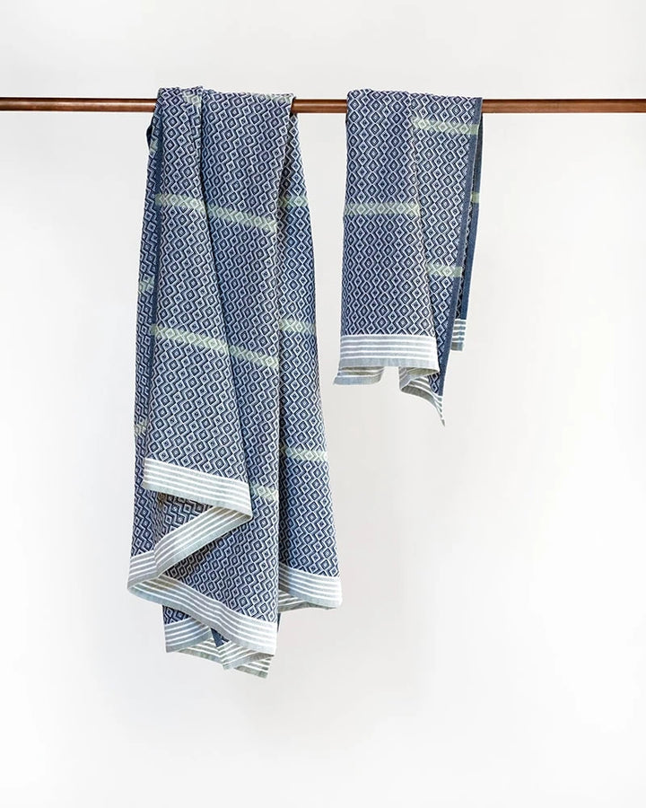 Itawuli Hand Towel in Atlantic Blue