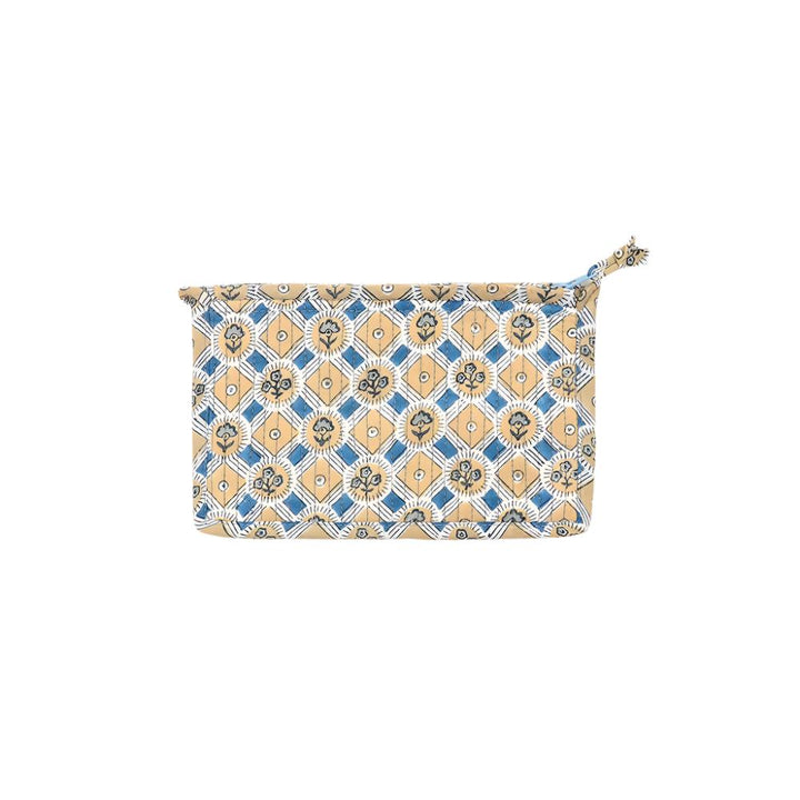 Quilted Pouch: Blue Flower